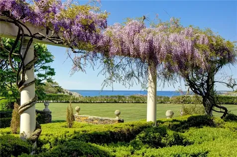 6 Price's Cove Avenue Newport RI 02840