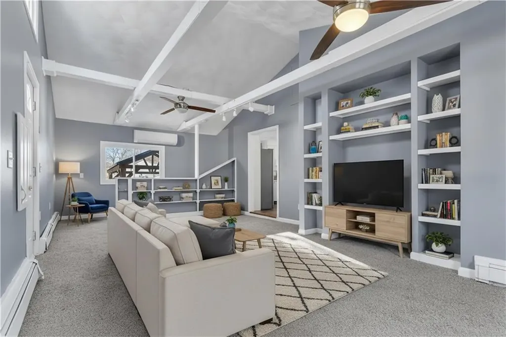 43 Esquire Avenue Warwick RI 02889