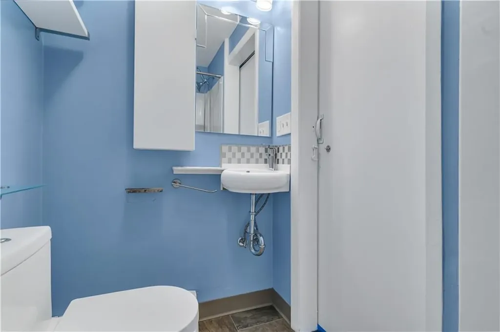 43 Esquire Avenue Warwick RI 02889
