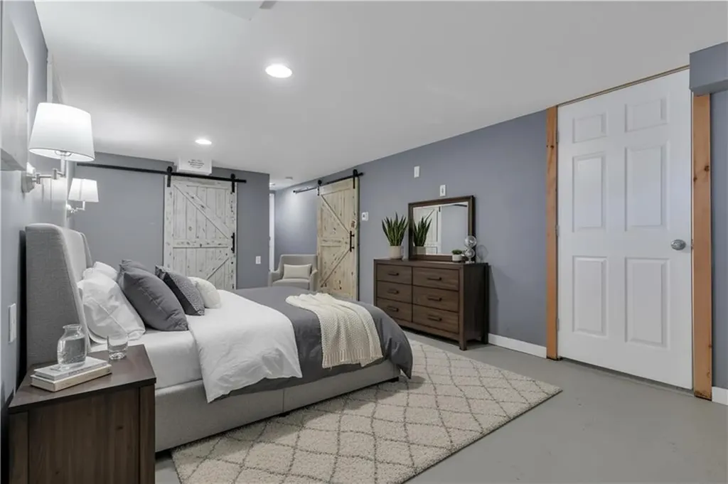 43 Esquire Avenue Warwick RI 02889