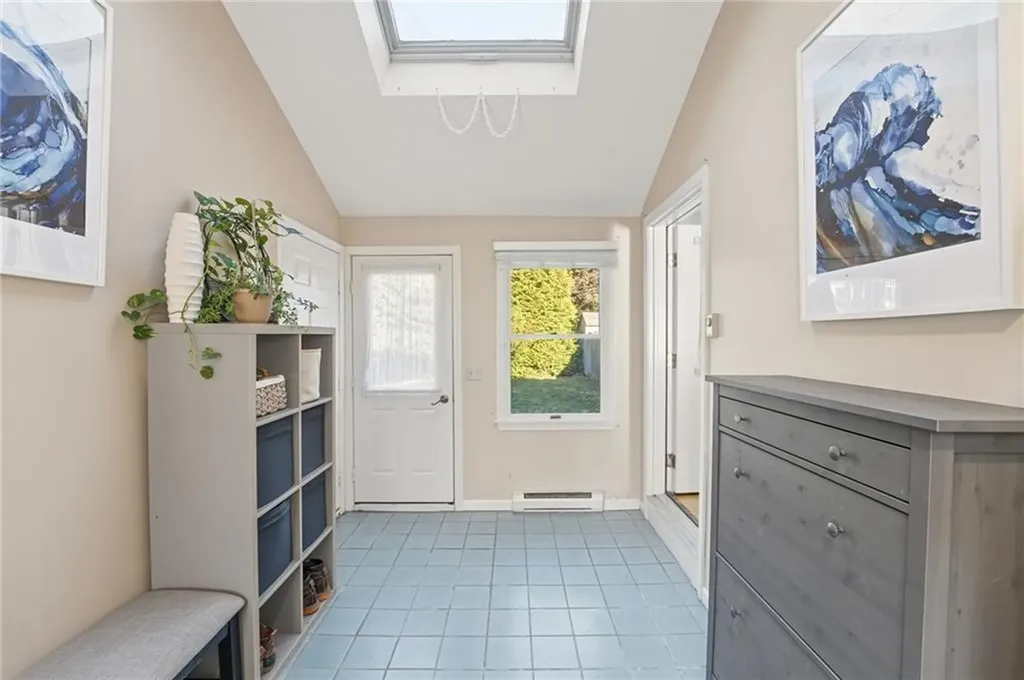 39 Secluded Drive South Kingstown RI 02879