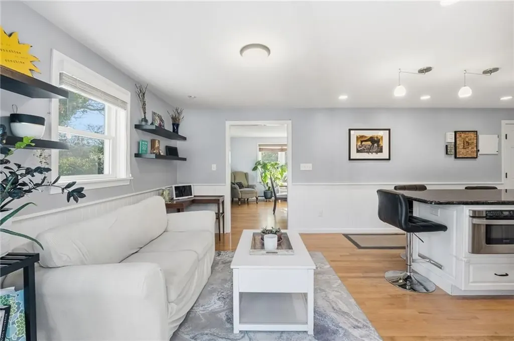 39 Secluded Drive South Kingstown RI 02879