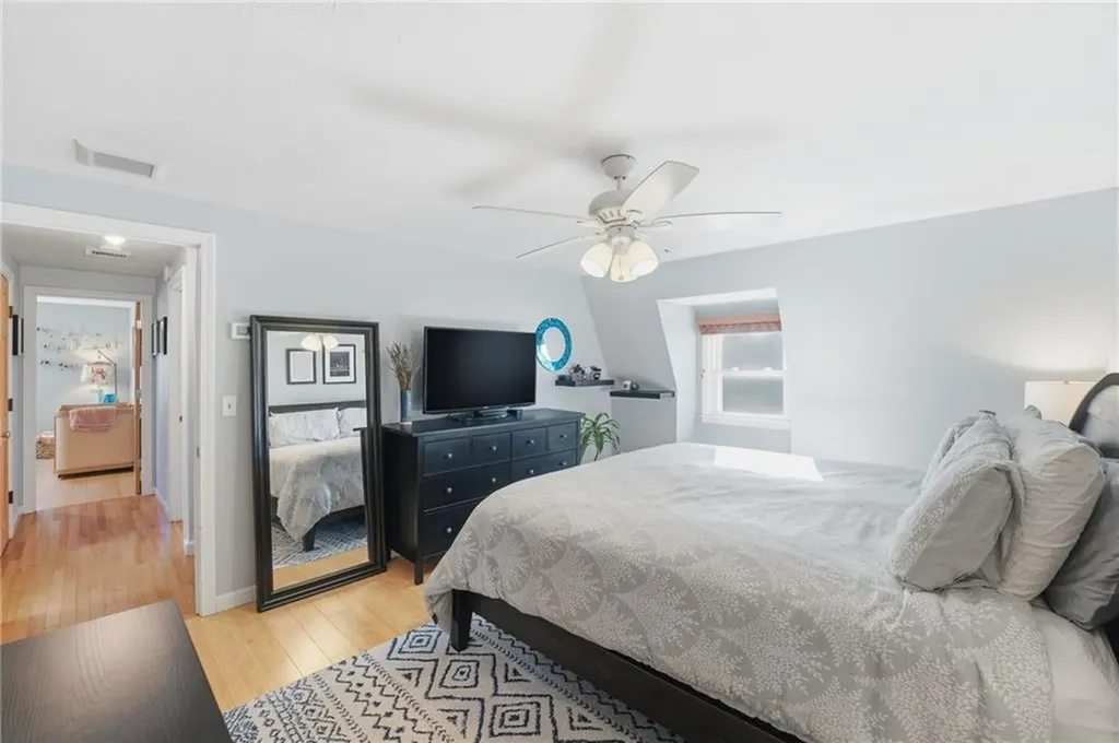 39 Secluded Drive South Kingstown RI 02879