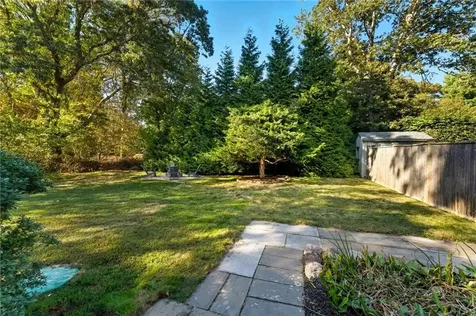 39 Secluded Drive South Kingstown RI 02879