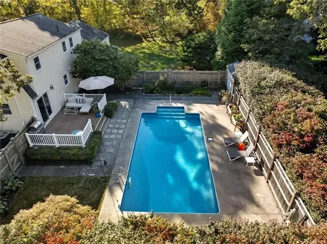 39 Secluded Drive South Kingstown RI 02879