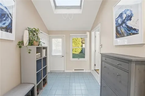 39 Secluded Drive South Kingstown RI 02879