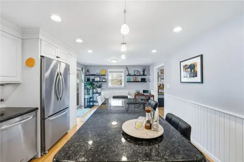 39 Secluded Drive South Kingstown RI 02879