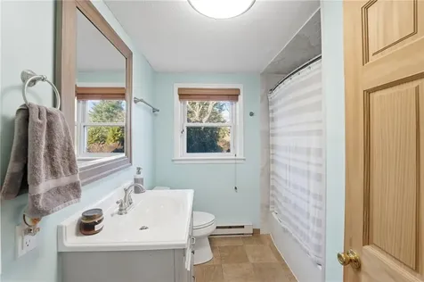 39 Secluded Drive South Kingstown RI 02879