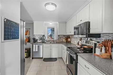 55 Columbia Avenue Coventry RI 02816