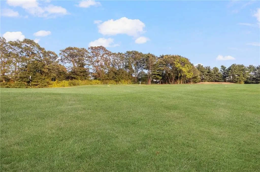 58 Needle Grove Point North Providence RI 02904