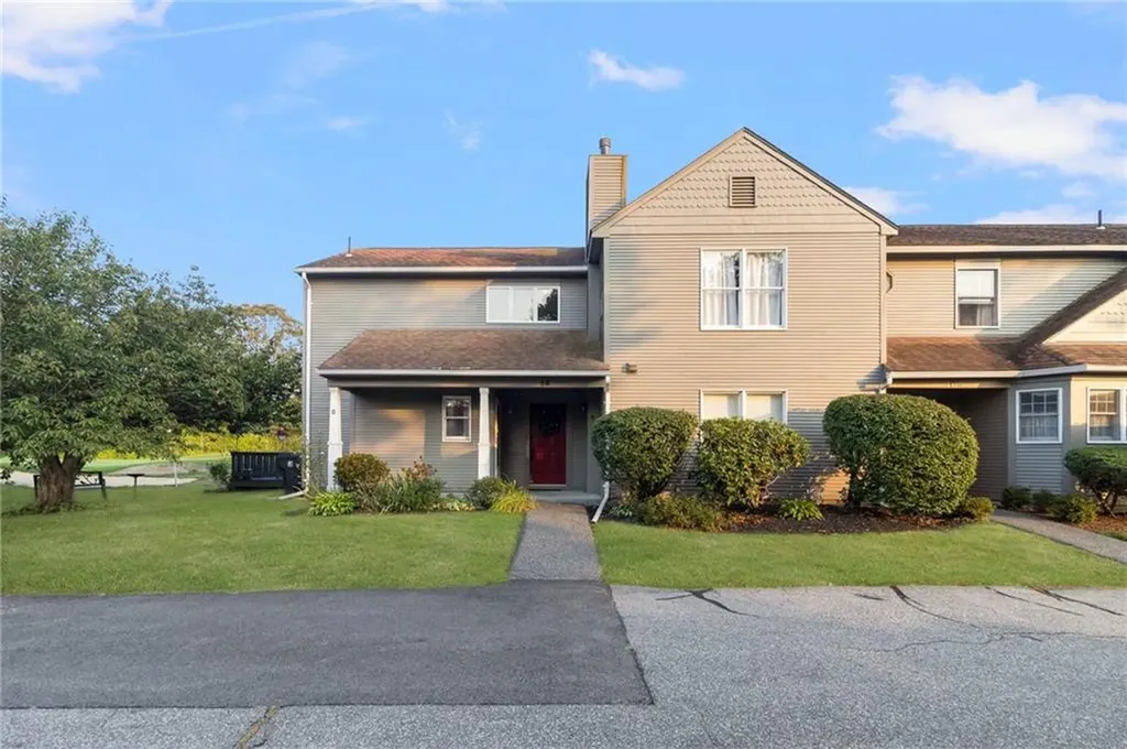 58 Needle Grove Point North Providence RI 02904