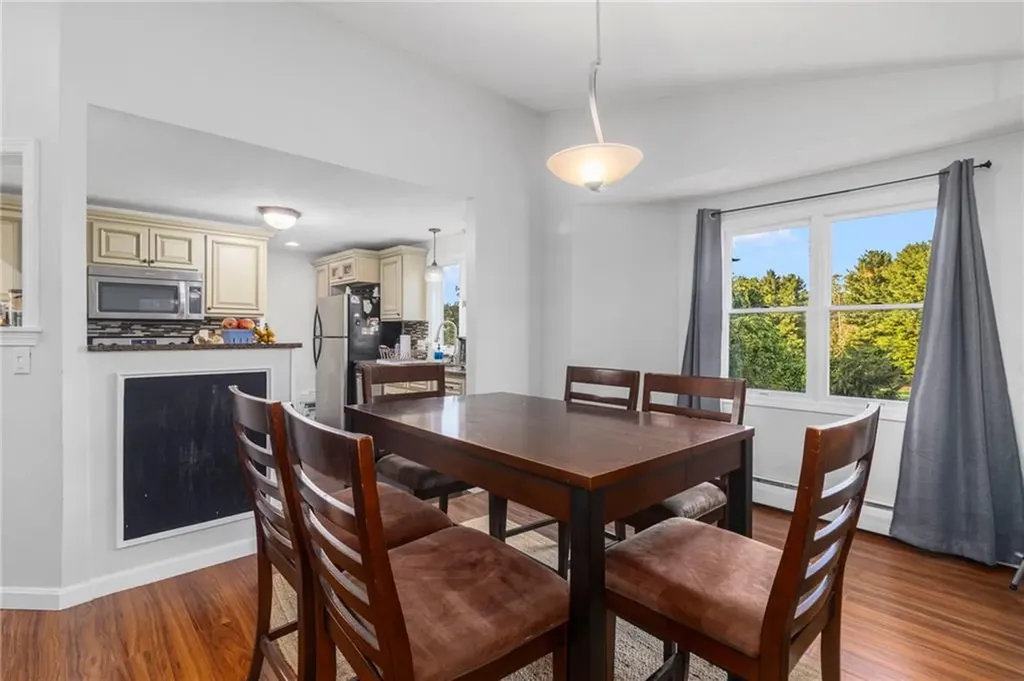 58 Needle Grove Point North Providence RI 02904