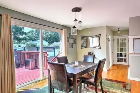 5 High Street Warwick RI 02886