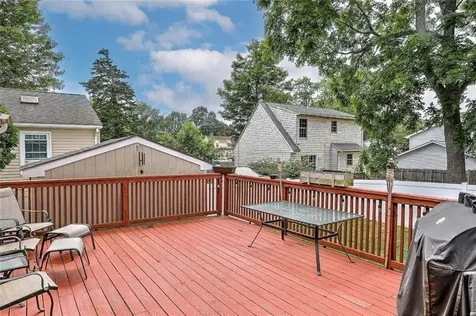 5 High Street Warwick RI 02886