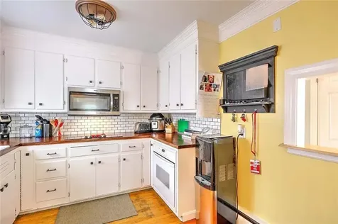 5 High Street Warwick RI 02886