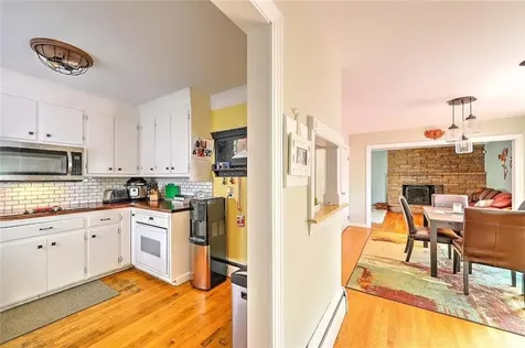 5 High Street Warwick RI 02886