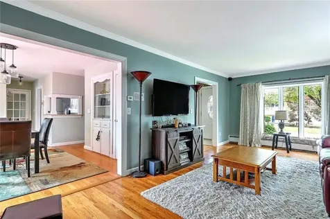 5 High Street Warwick RI 02886