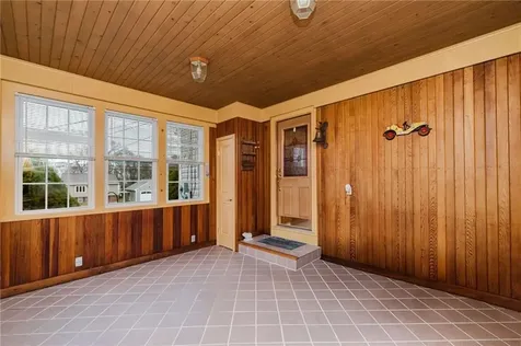 107 Walker Street Swansea MA 02777