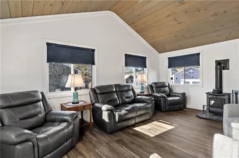 70 Pettee Avenue North Kingstown RI 02852