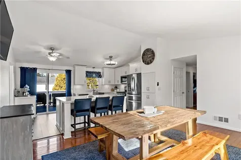 70 Pettee Avenue North Kingstown RI 02852