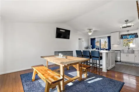 70 Pettee Avenue North Kingstown RI 02852