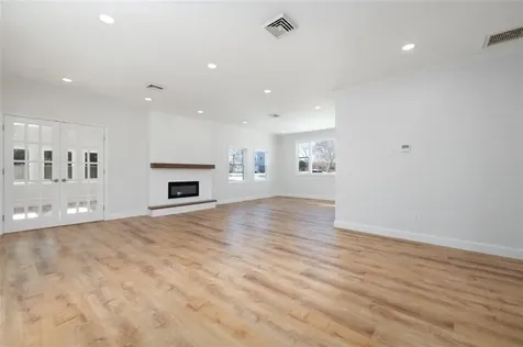 36 Kinnicutt Avenue Warren RI 02885