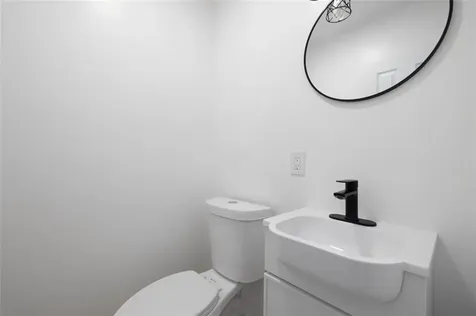 36 Kinnicutt Avenue Warren RI 02885