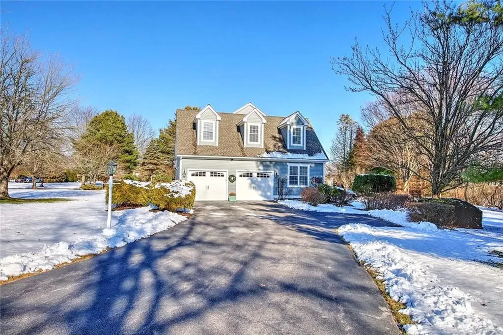 350 Kettle Pond Drive South Kingstown RI 02879