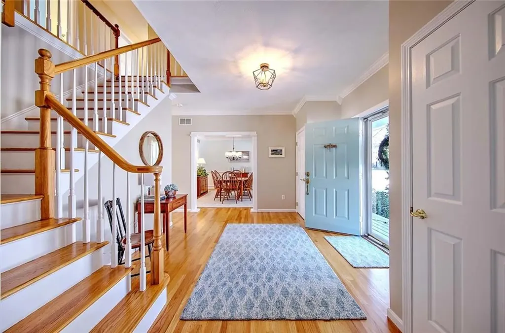 350 Kettle Pond Drive South Kingstown RI 02879