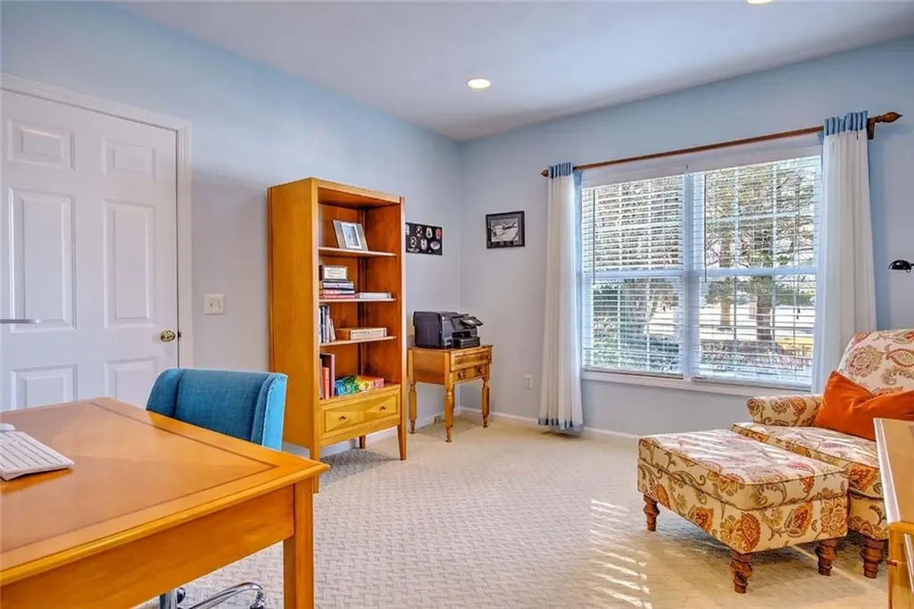 350 Kettle Pond Drive South Kingstown RI 02879