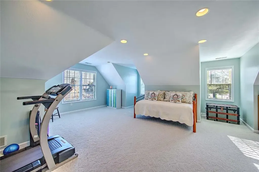 350 Kettle Pond Drive South Kingstown RI 02879