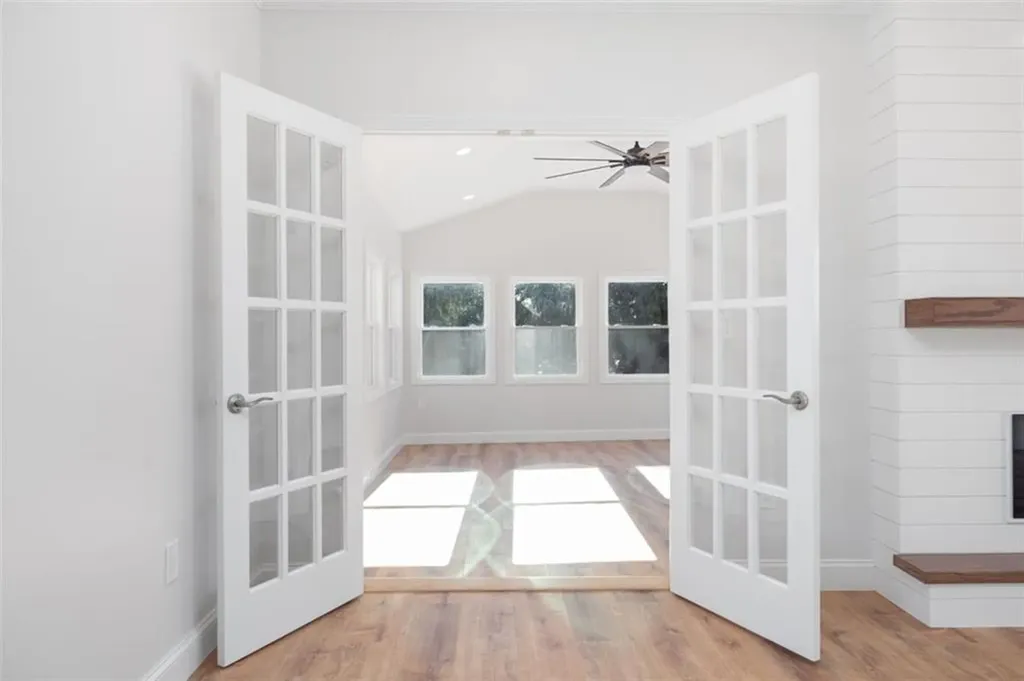 36 Kinnicutt Avenue Warren RI 02885