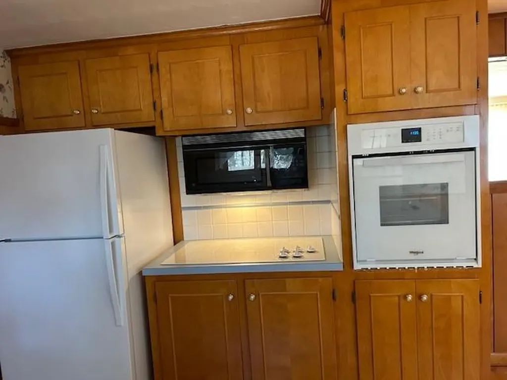67 Ashwood Circle Warwick RI 02886