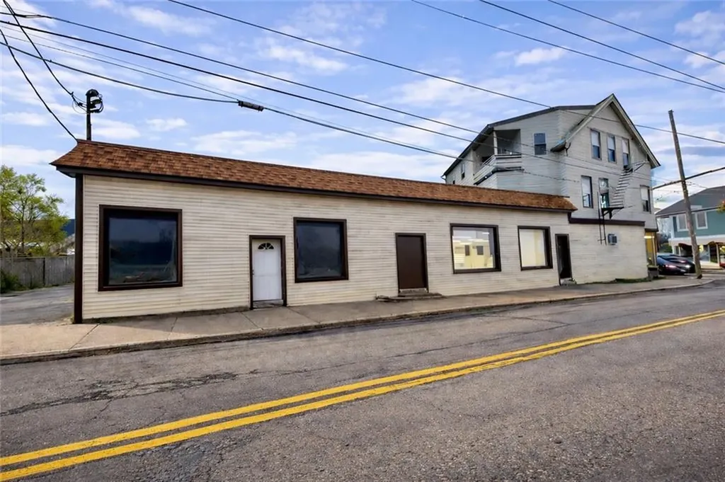 1081 Social Street Woonsocket RI 02895