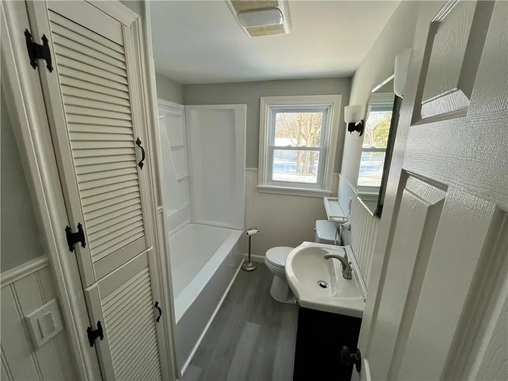 10 Rosemary Drive North Kingstown RI 02852