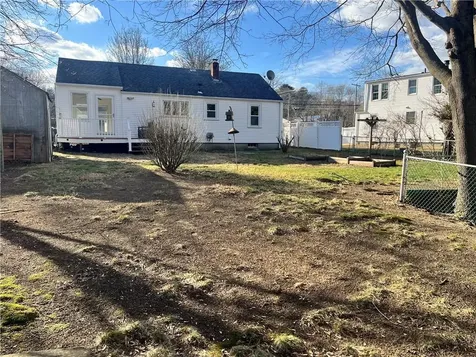 10 Rosemary Drive North Kingstown RI 02852