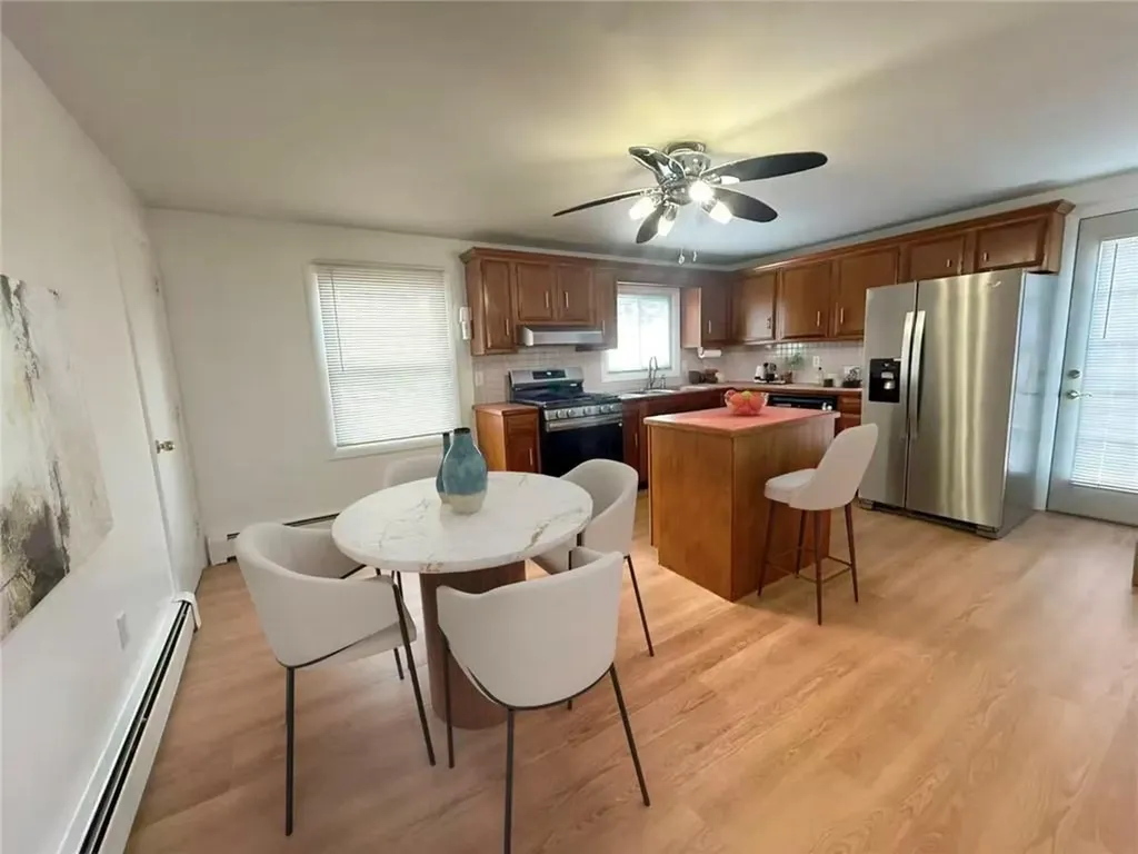 53 Whipple Avenue Barrington RI 02806