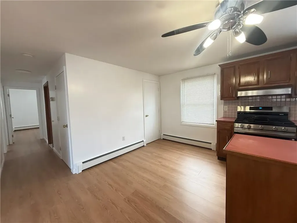 53 Whipple Avenue Barrington RI 02806