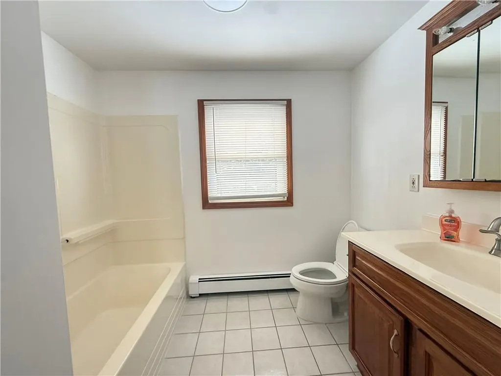 53 Whipple Avenue Barrington RI 02806