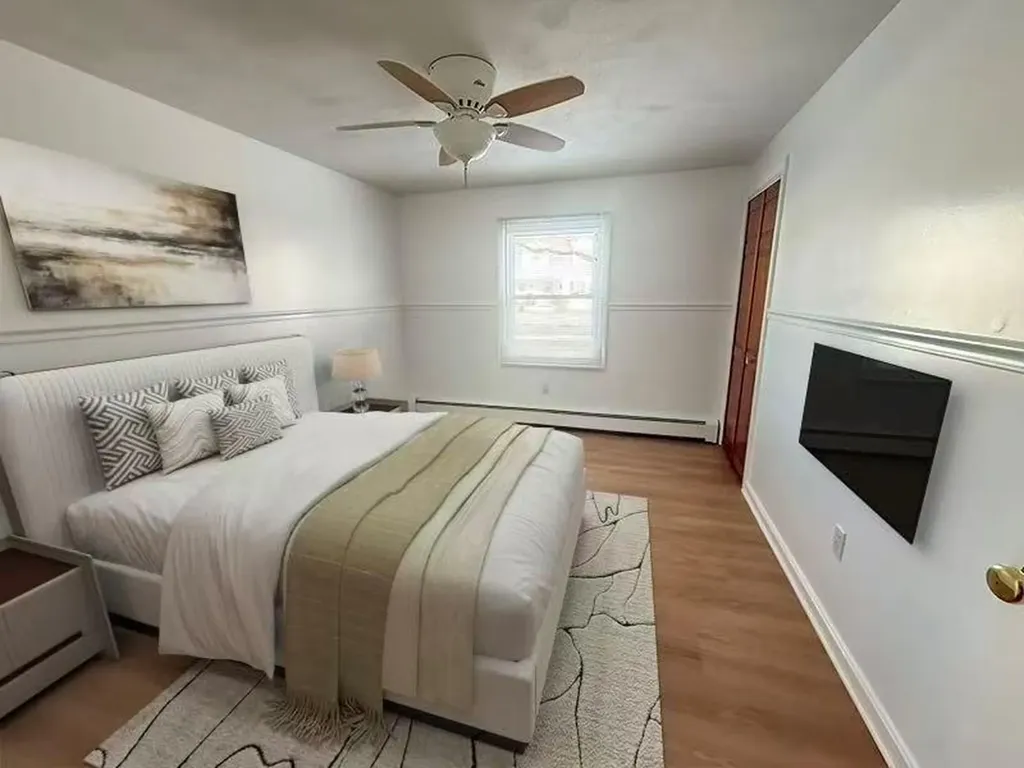 53 Whipple Avenue Barrington RI 02806