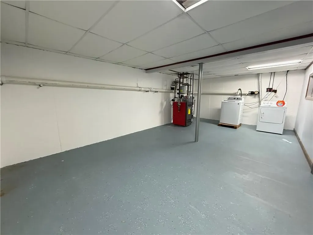 53 Whipple Avenue Barrington RI 02806