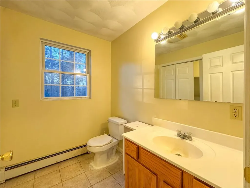 3 Highland Trail Richmond RI 02832