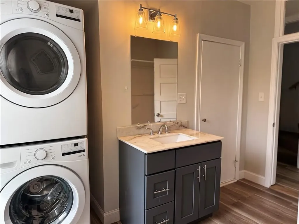 974 Smith Street Providence RI 02908