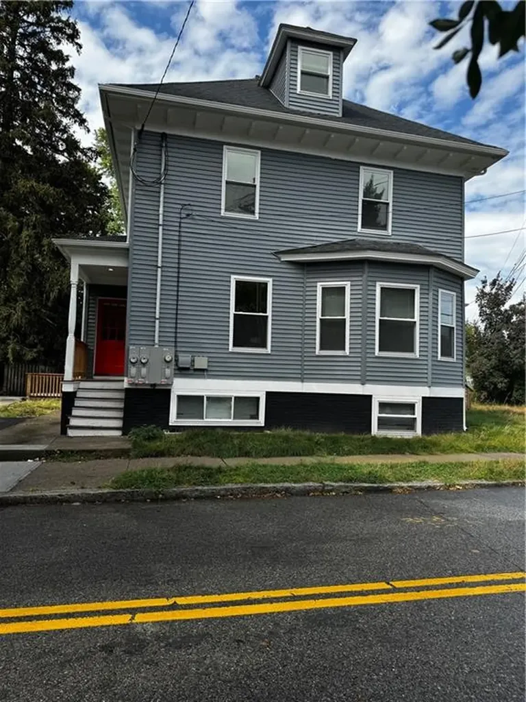 974 Smith Street Providence RI 02908