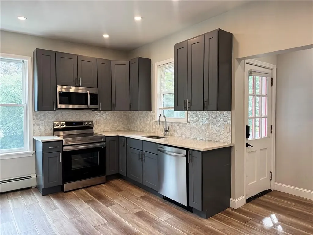 974 Smith Street Providence RI 02908