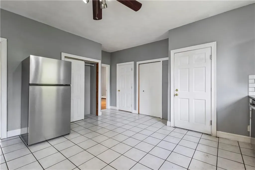 11 Roosevelt Street North Providence RI 02904