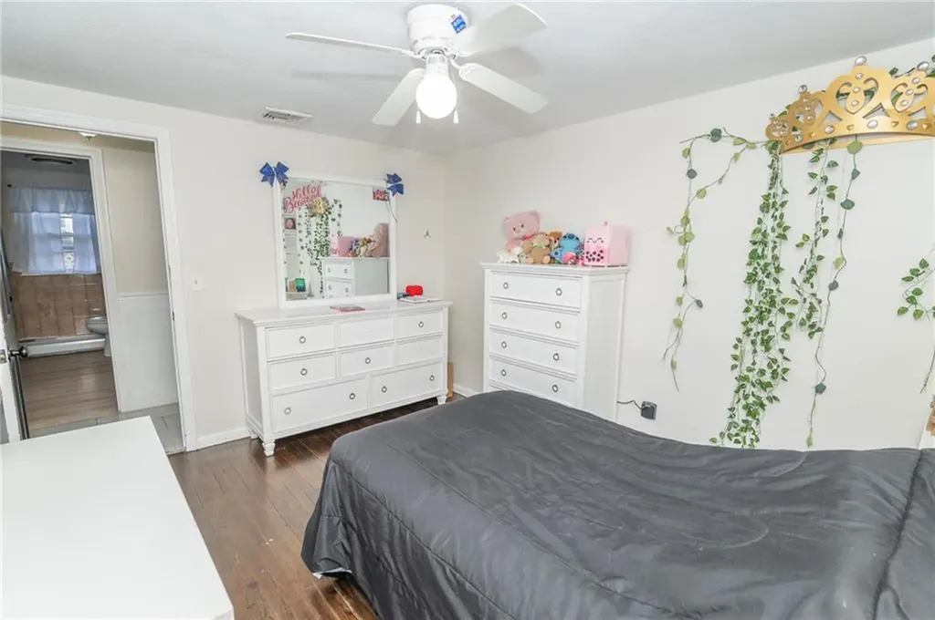 2 Ash Lane North Providence RI 02911