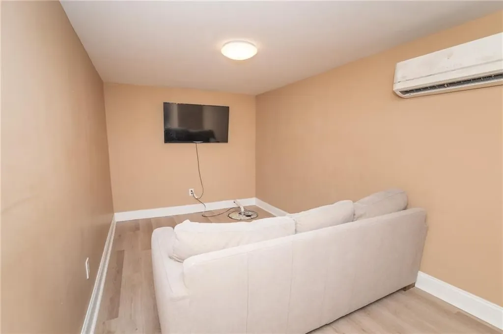 2 Ash Lane North Providence RI 02911