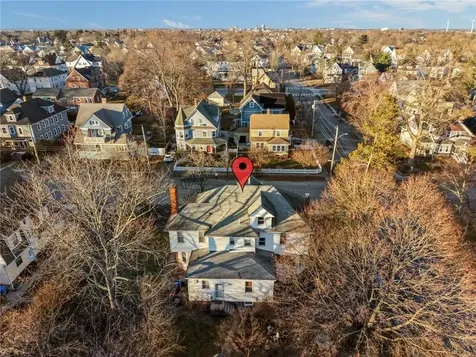 118 Arnold Avenue Cranston RI 02905