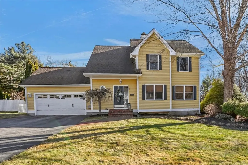 1 Hanton City Trail Smithfield RI 02917